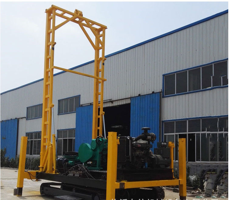 Steel Crawler Truck Mounted Water Well Drilling Machine For Rock Stratum